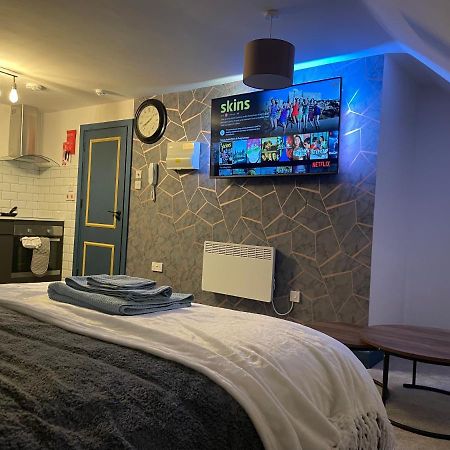 Lovely Studio Apartment Located In Birmingham Ngoại thất bức ảnh