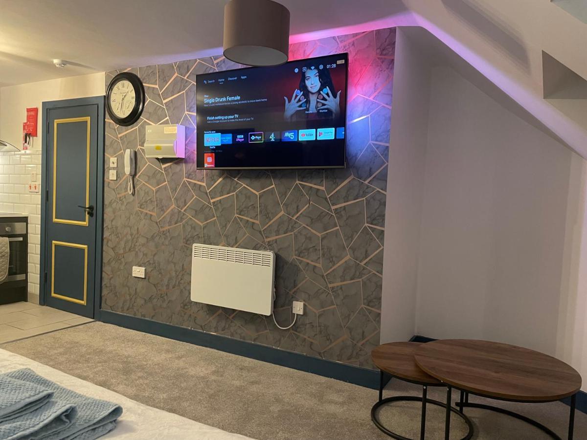 Lovely Studio Apartment Located In Birmingham Ngoại thất bức ảnh